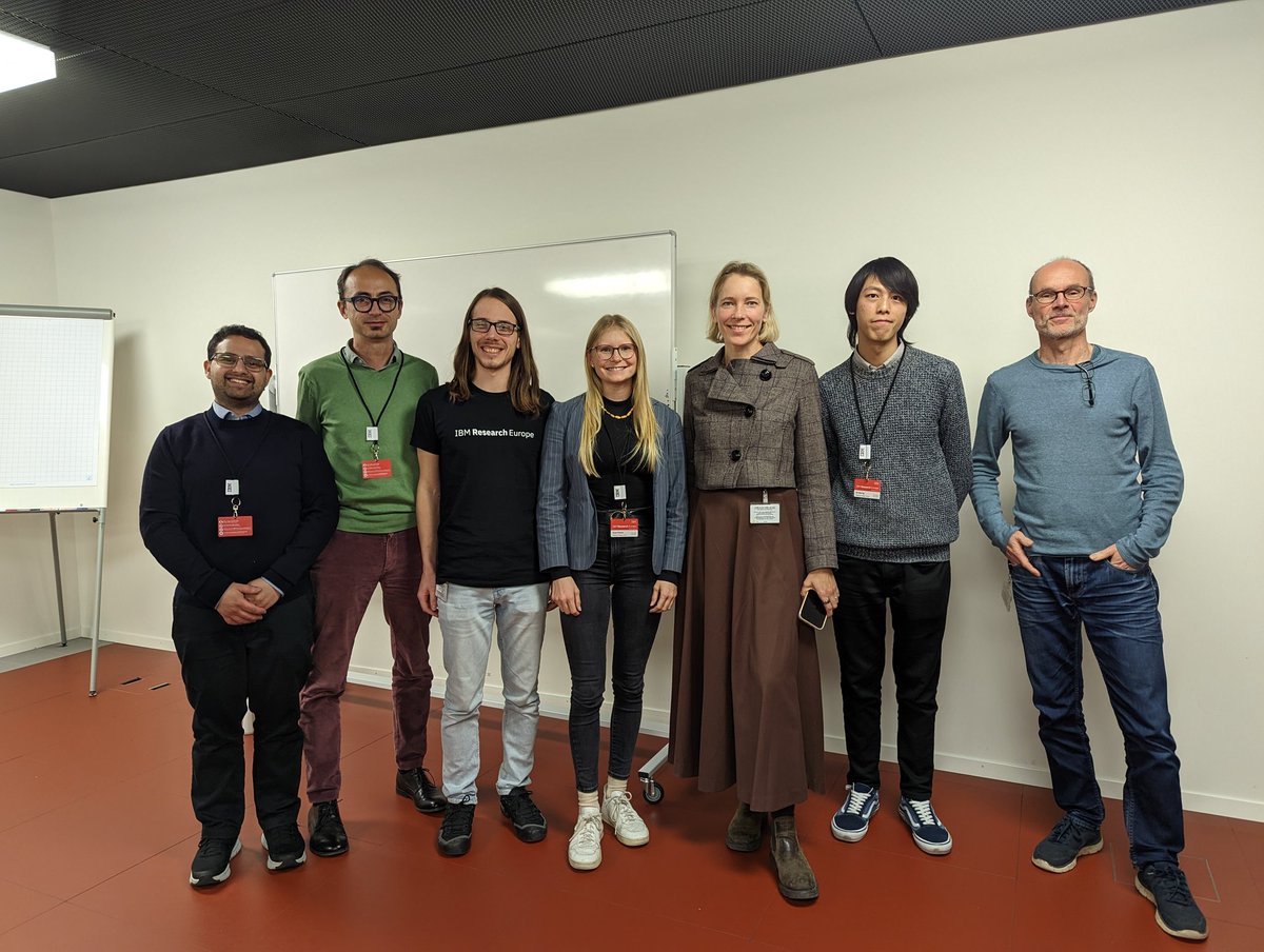 CORAL - Controlling Network Random Lasers on Chip tweet media