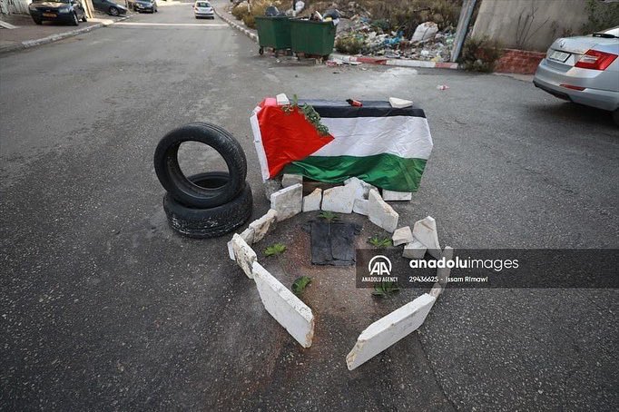 MuhammadSmiry's tweet photo. The Palestinian girl, Fulla Rasmi (16), was shot dead by the lsraeli occupation forces whilst raiding Betunia city, pre dawn today.

Fulla was killed a day before her birthday. https://t.co/ji9TIreLPG