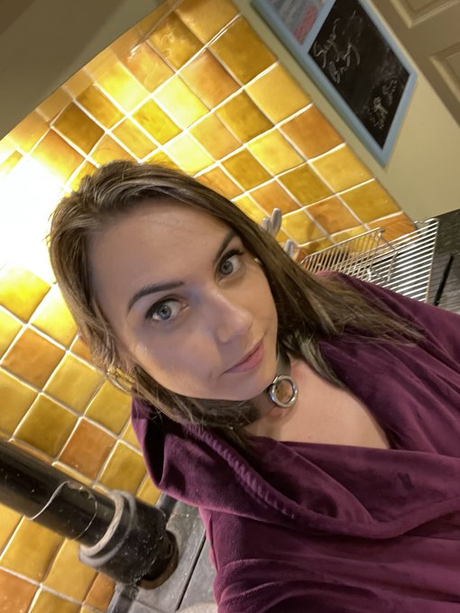 Day one done with @RElegance full day of metal bondage customs! https://t.co/ZkIMb0nztA<a class="tags" href="/tag/relegance">@relegance</a><a href="/tag/throne"class="tags"><span>#throne</span></a><a href="/tag/wishlist"class="tags"><span>#wishlist</span></a>