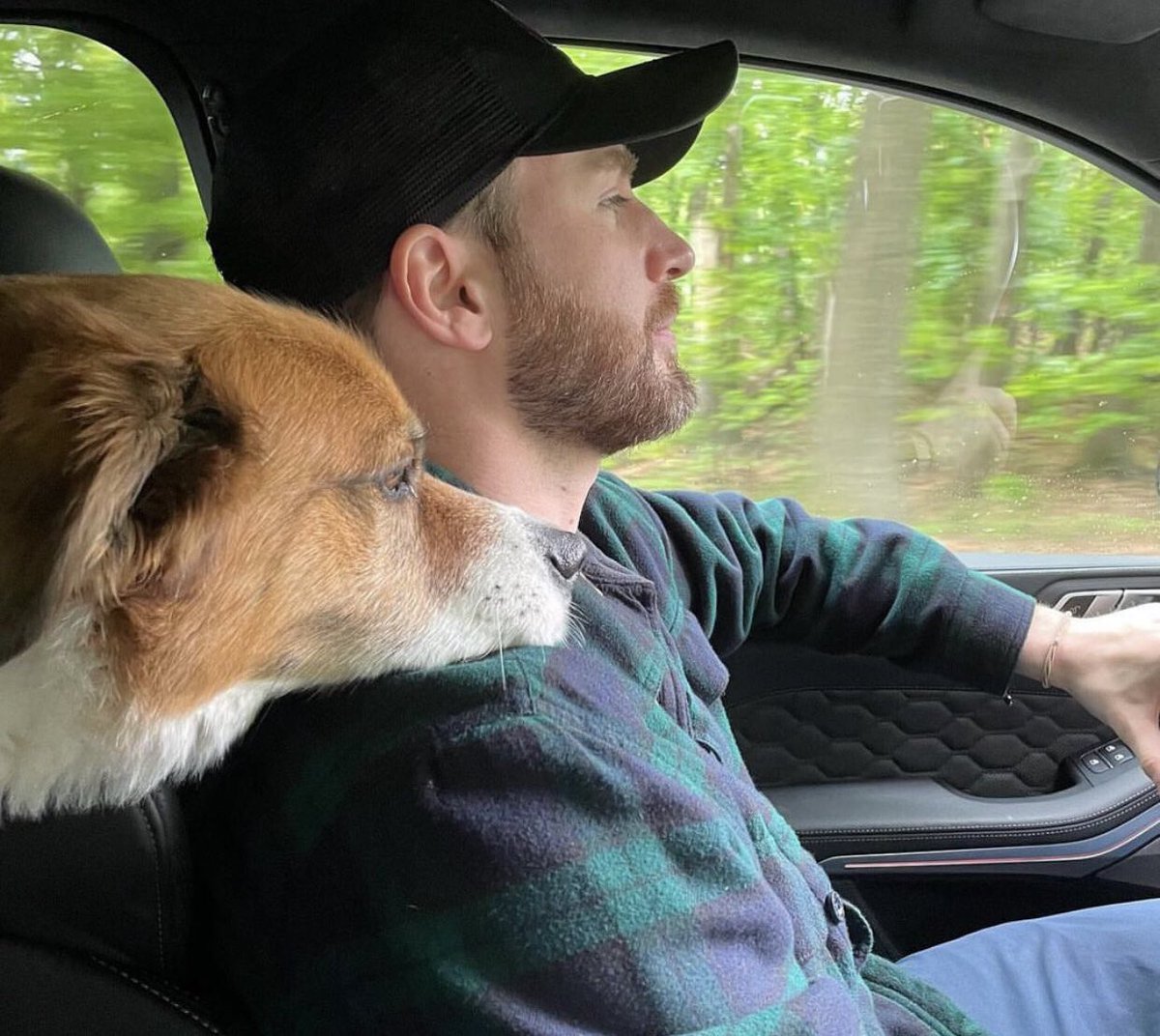 You look 👀 good today Dodger 😍