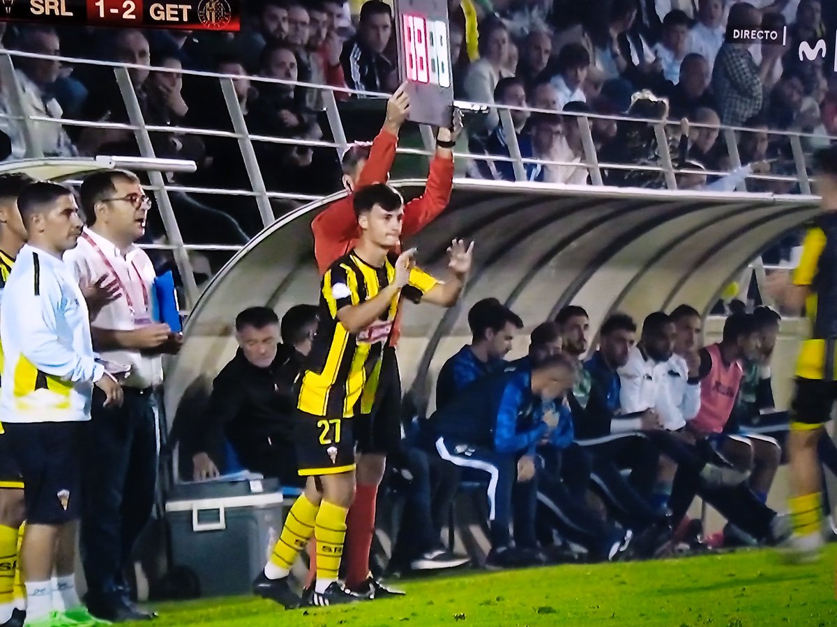 ManuelPicon9's tweet photo. @manolo_picon Enhorabuena por tu debut en copa del Rey y ante un primera!! orgulloso de ti, sigue luchando por tu sueño!! #vamossanroque https://t.co/yr6wqOB8XA