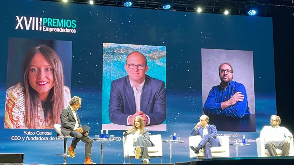 yolandapss's tweet photo. En el 25 aniversario de la Revista @Emprendedores @yaizacanosa, fundadora de GOI: “más que creativa soy de identificar un problema y solucionarlo” “digitalizamos para tener más margen y dar más info a los clientes” “Este año facturaremos 60M con 250 trabajadores” #emprendedores25 https://t.co/AECWyWV9ti