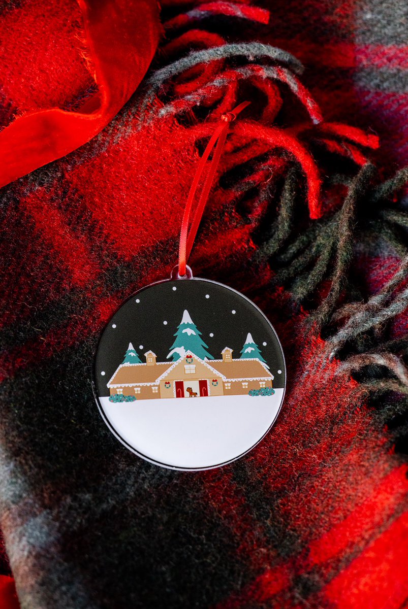 katekosnoff's tweet photo. Looking for gifts for your trainer, barn friends, vets, farriers, etc? In Gate Goods has everything you need to make your holiday horsey. Please consider shopping small this season 🎄🎁 https://t.co/8aDoUdkynX https://t.co/YKsZ22JM7w