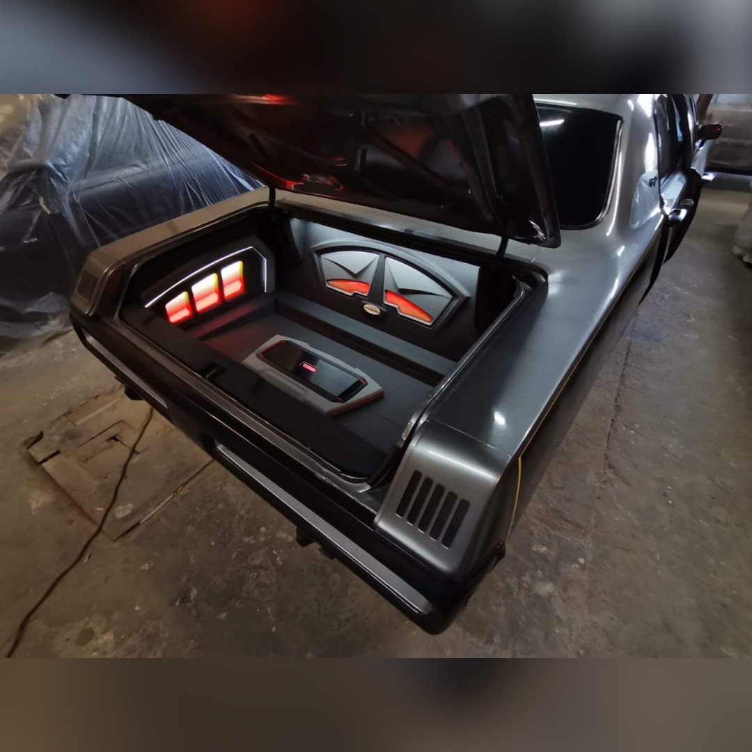 the12voltmag's tweet photo. 😎😍🎵👌Absolutely gorgeous work on this timeless classic from Dreamworks Exotic Customs!
🛒Shop #caraudio - https://t.co/chMUIdLH8O
#12voltmag #prvaudio #12volt #caraudioaddicts #subwoofers https://t.co/jDID3dtAGL