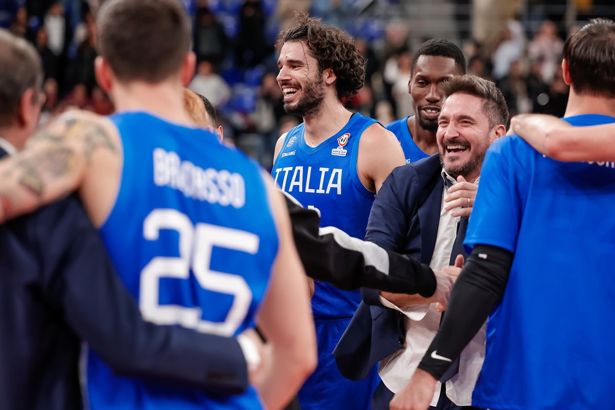 Ma quanto son belli? 🥹💙

#Italbasket | #FIBAWC