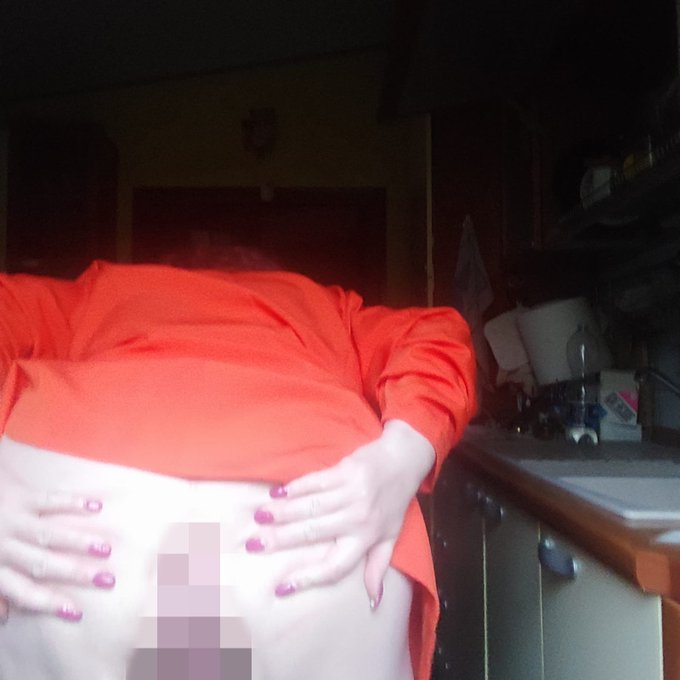 Mmm a culo aperto a chi piace ?!? Sblocca la foto senza censura e molto altro solo cliccando su questo