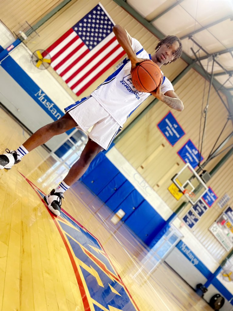 Dj Lockhart tweet media