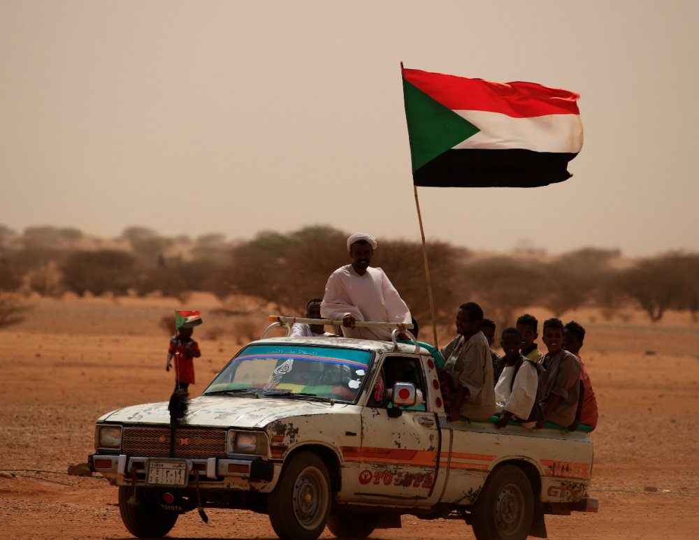 New article on @TheNatlInterest: 'Sudan’s Democratic Transition Needs American Support' bit.ly/3fZD2dz