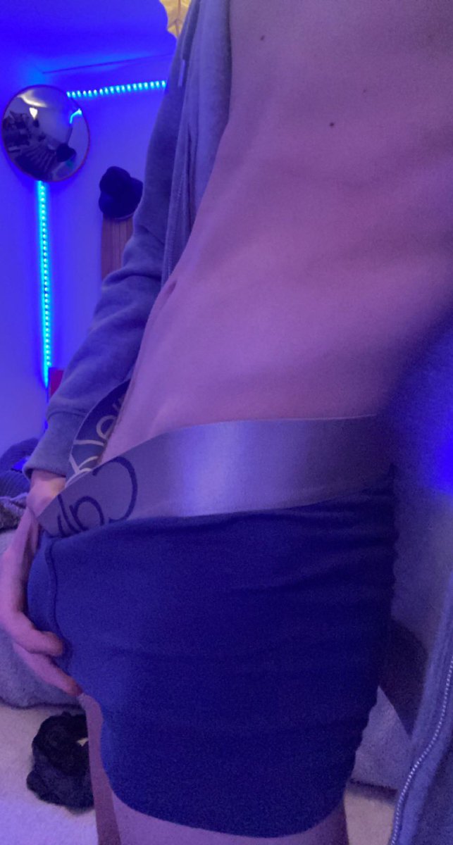JamesDawn591's tweet photo. Who wants to see more? #gay #bi #hung #hunguk #hunguncut #hunguklad #hunglad #hunglads #dick #bigdick #twink #uktwink #bulge #bulges #bulgespotter #bulgeplay #onlyfans #RETWEEET #retweet #like #bwc #bwcsupremacy #bwcpower #bwc22 #horny #hornystudents #hornybi #hornygay #forskin https://t.co/TSZkCTBpcZ
