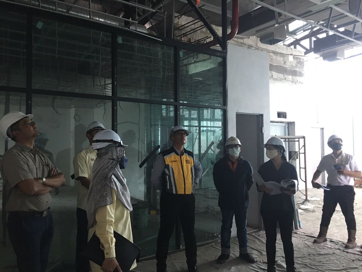 BRBA2CKMJKR's tweet photo. Lawatan tapak projek Naiktaraf Institut Sukan Negara Malaysia Bukit Jalil, KL pada 14.11.2022 oleh Pengarah Rekabentuk CKM bersama HODT BRBA2 CKM dan WPP(M) JKR W.P KL untuk meninjau status terkini pembinaan &amp; pemasangan sistem mekanikal. @arbaah_abu @jek7774 @NasrulSazli https://t.co/DZAyQr5F5L