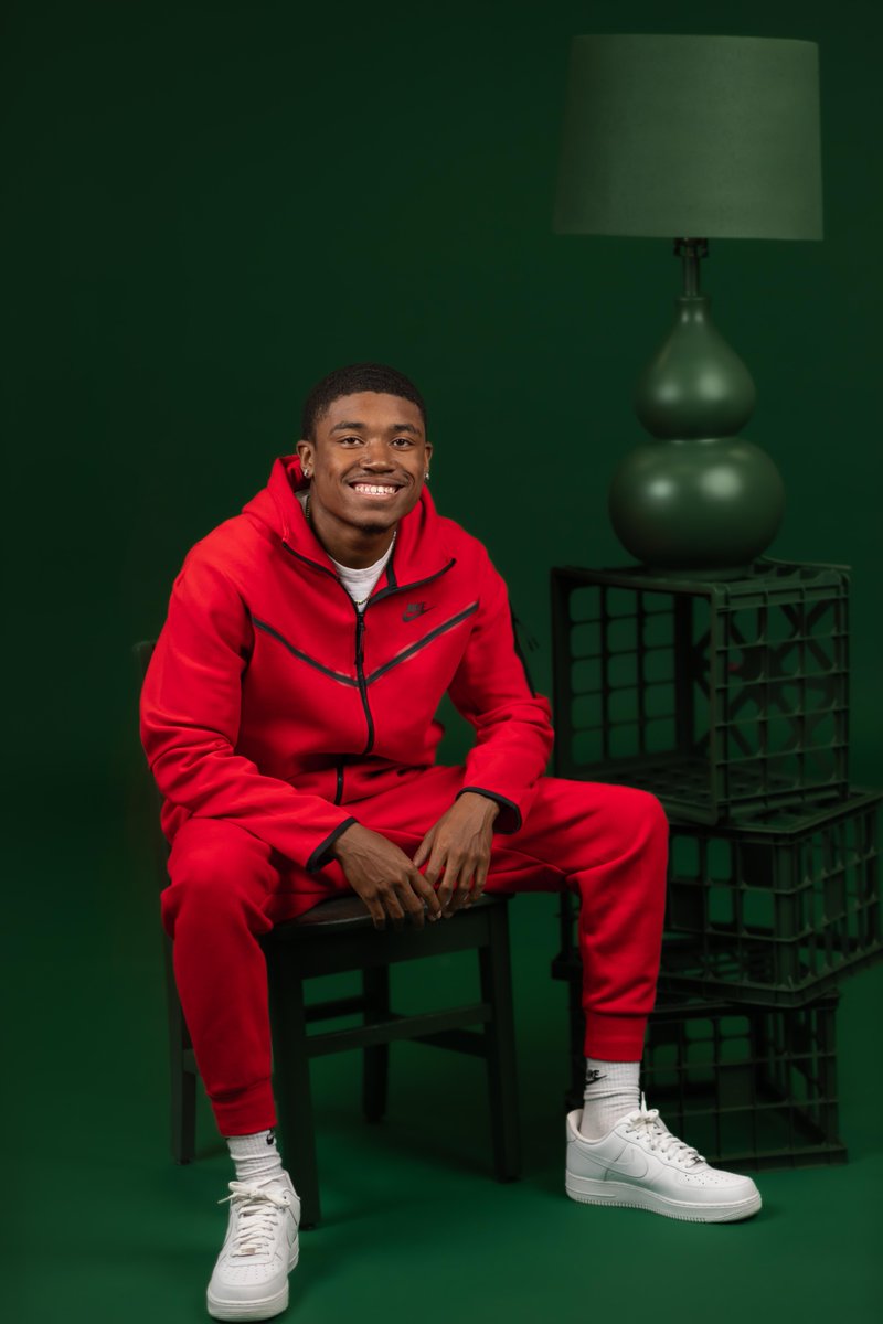 hibbettofficial's tweet image. Light weight, clean design, and warmth all in the Nike Tech Fleece set.
All Red Colorway 🔥 🔥 🔥 🔥 

#Monochromatic #Nike #techfleece #red