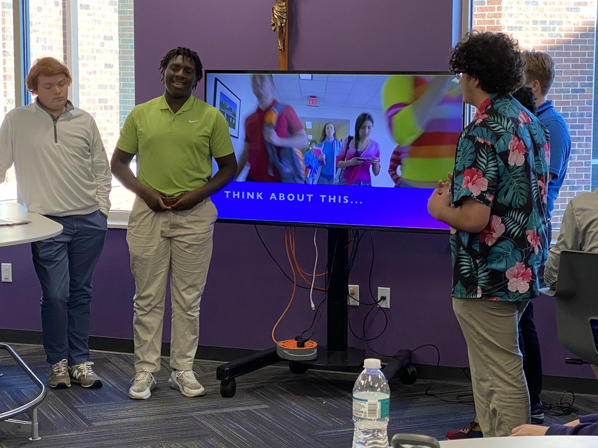 philstap's tweet photo. Fantastic opportunity to learn from IT Industry Professionals and participate in a hackathon. #cshs #csforever @CBC_STEM @CBCHighSchool https://t.co/8381RoDU81