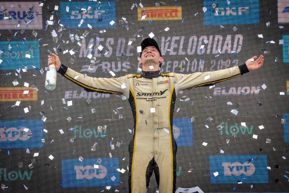 #TC2000Series Mateo Polakovich: ''Ojalá está victoria sirva para darnos fuerza y poder estar arriba en 2023''

El piloto de Colonia Caroya contó sus sensaciones después del gran fin de semana que tuvo en el TC2000 Series en Entre Ríos.

bit.ly/3TCtNxt