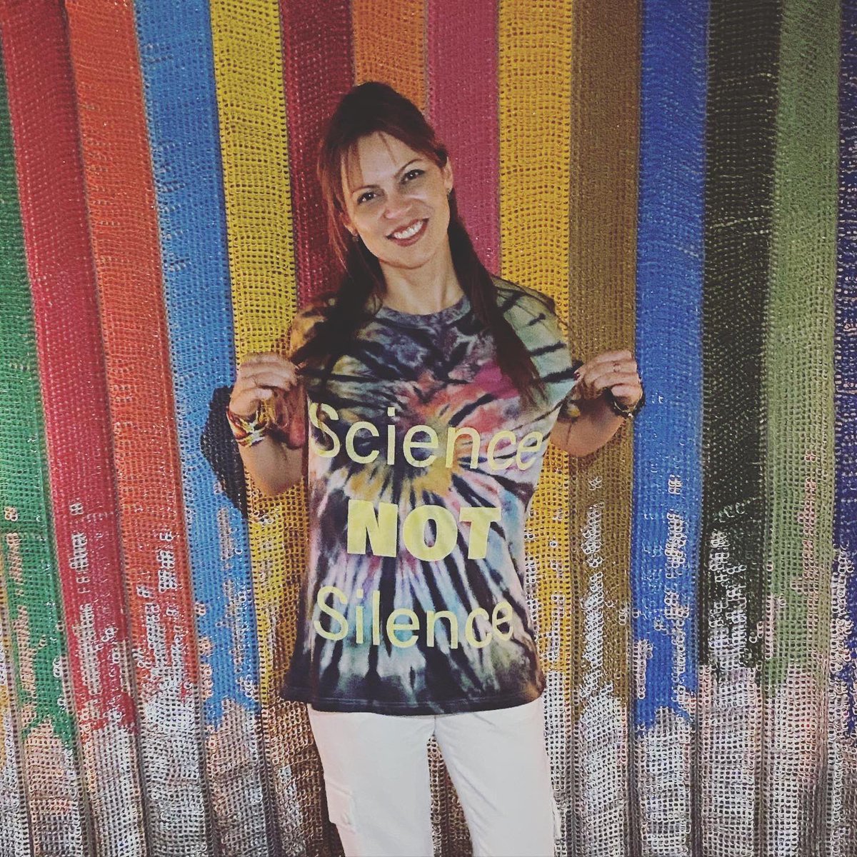 “Science not silence”
“Ciência não silêncio”

Left this beautiful evening with my heart full of hope! 🙏🏽💜🙌🏽🌏🌳

<a href="/GoalsHouse/">HouseGoals</a> 
#COP27
#economiaverde
#climatechange
#bethechange