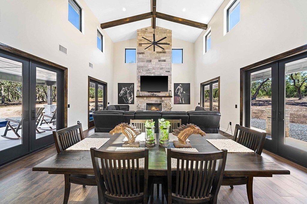 barndominium_us's tweet photo. 554 Springfield Rd, Fredericksburg, TX. https://t.co/Rh20CdkMQV