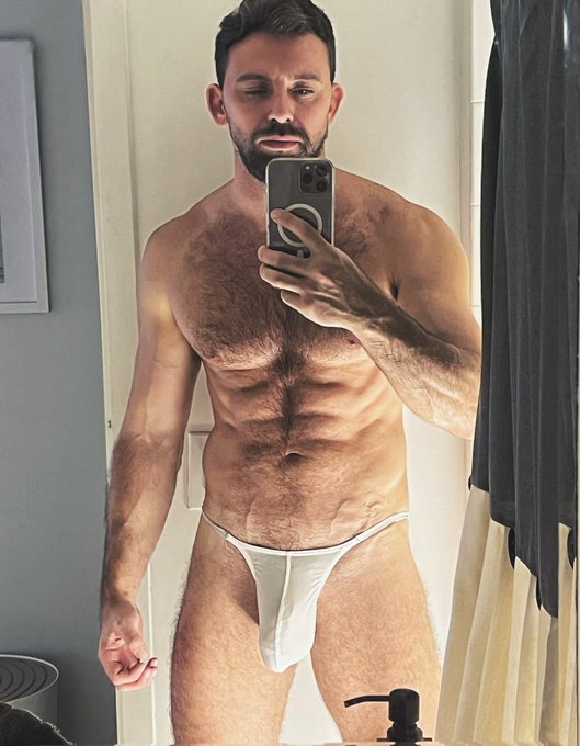 Can you spot the veins ? 👀 https://t.co/ihQbIsXyOK<a href="/tag/tbt"class="tags"><span>#tbt</span></a>