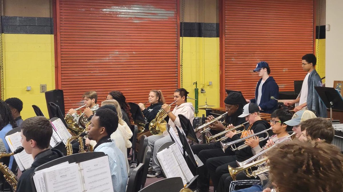 FriendsofNSA's tweet image. Hannibal Lokumbe visited NSA band students today. His opera “The Jonah People: A Legacy of Struggle and Triumph,” premieres with the @nashvillesymph on April 13-16, 2023. NSA students enjoyed hearing his story and the evolution of this monumental opera!!