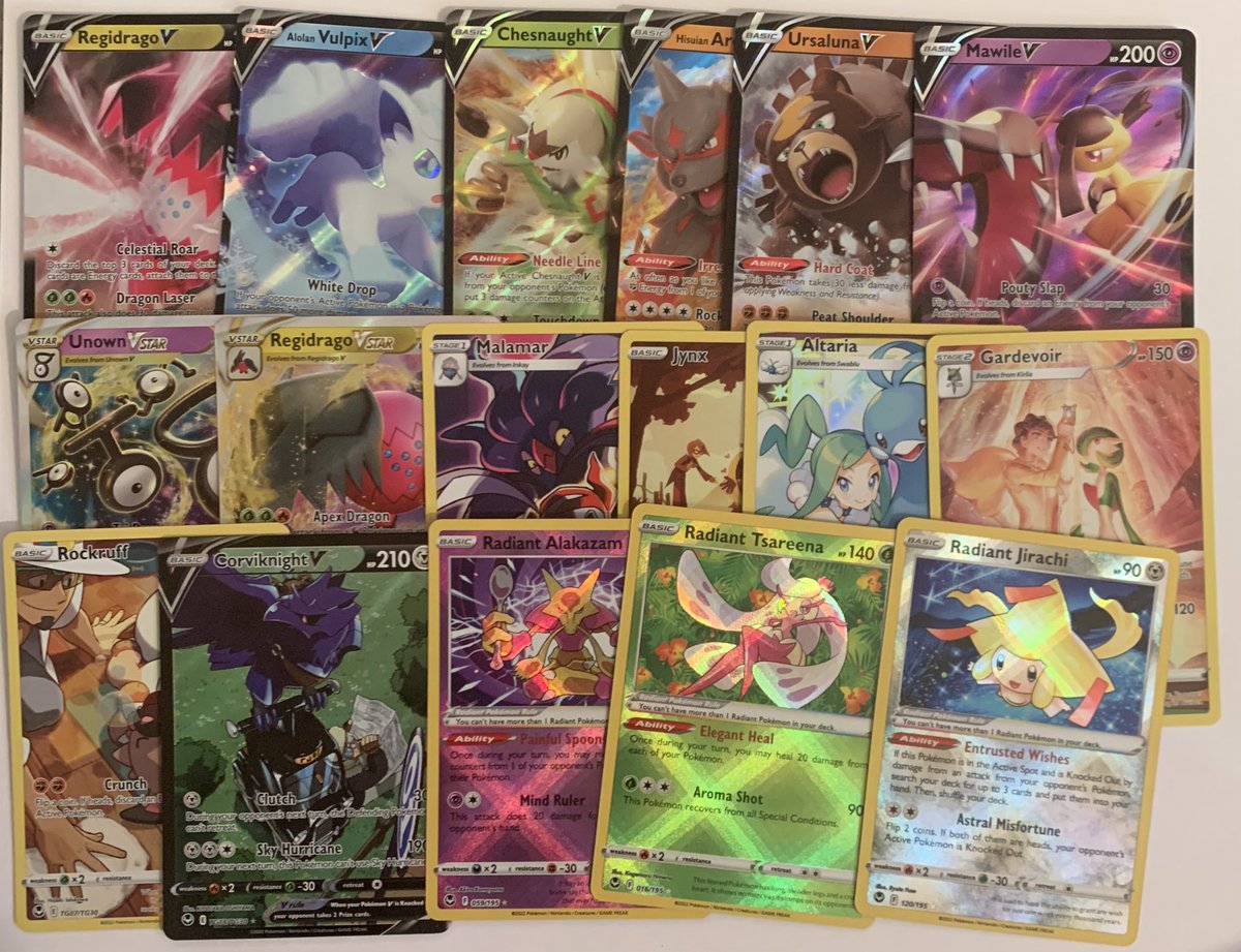 JuanReyes0621's tweet photo. Zapdos v alt art $50
Furisode girl $9 
Garchomp v $28 
Silver Tempest lot $22 

Add $1 (at your own risk) PWE
 or $5 BMWT 
@CardboardBanger 
  @FTC_MARKET https://t.co/QbNmcX8KVQ