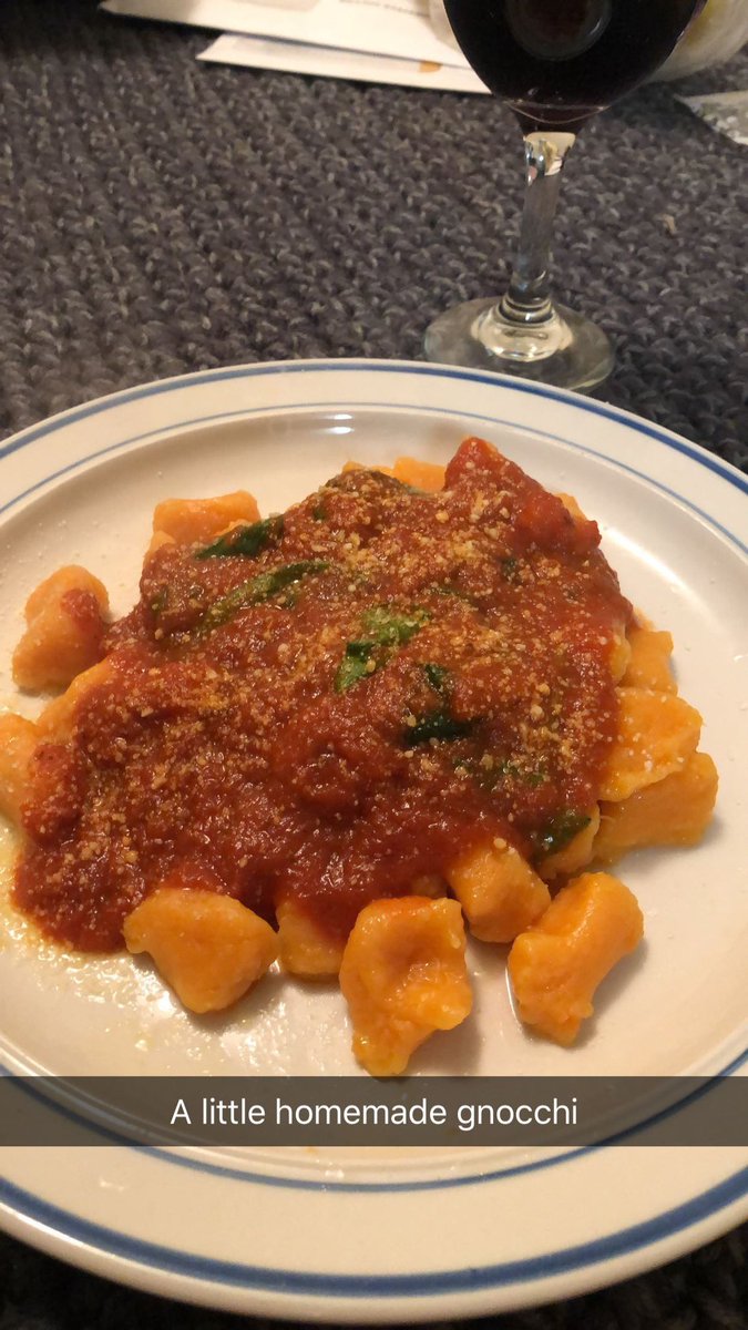 Tommy Clam Cakes tweet media