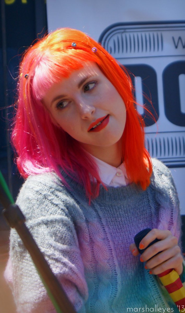 hourly hayley williams (@hayleyhourly) on Twitter photo 