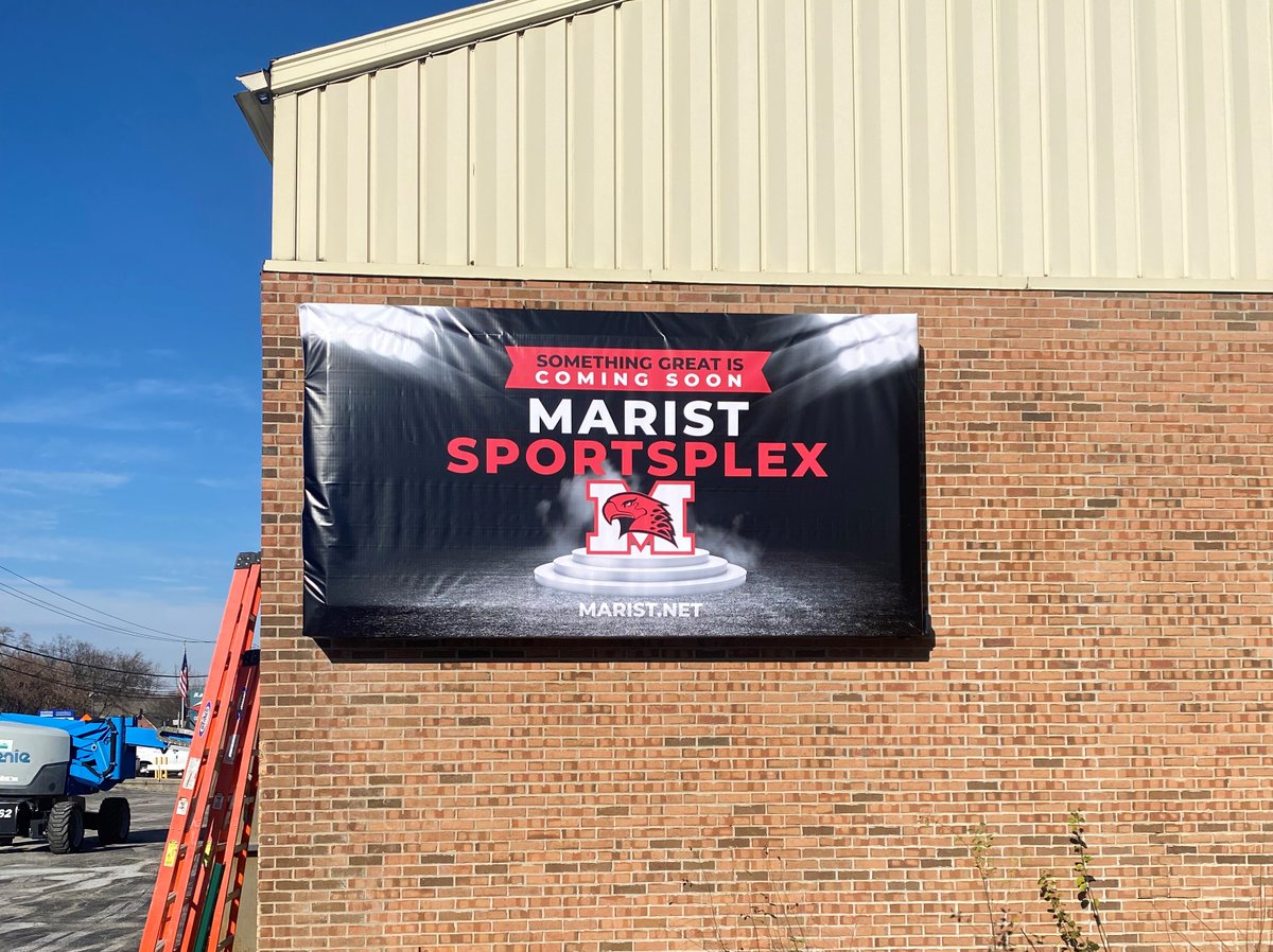 MaristChicago's tweet image. Our signage is up at the Marist Sportsplex! We're excited to welcome future RedHawks and their families over to 12221 S. Ridgeland Ave tonight for the Open House! Visit any time between 6:30 and 8:00 pm. Click here for more details: hubs.la/Q01sdRBB0 #MaristSportsplex