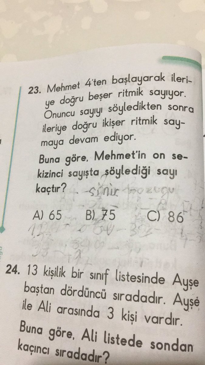 yucel_esmanur's tweet photo. Birtakım 2. Sınıf öğrencisi isyanları🤣 https://t.co/6Axrar3hwG