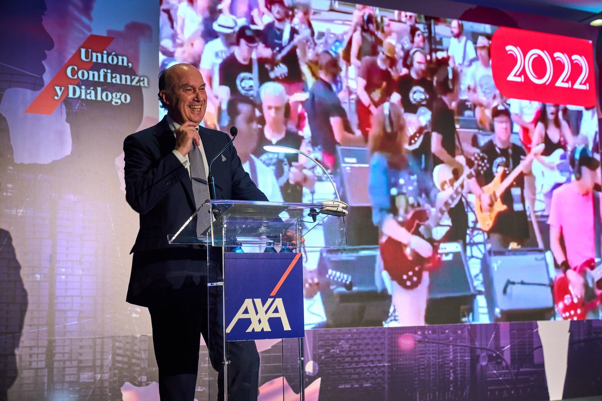 Dicen que una imagen vale más que mil palabras y esta representa claramente mi satisfacción y orgullo por nuestra Red de agentes AXA. Unión, Confianza  y Dialogo por siempre!