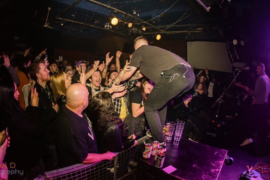 VivasBandUK's tweet photo. SHEFFIELD - THANK YOU 

Last Saturday was absolutely amazing! Thanks to everyone who came down to support us. It felt so good to see so many have a great time! ❤️

We also want to dedicate a special thank you to everyone at @Leadmill for treating us so well! 🙌

📸 @modelDphoto https://t.co/qOdA0Sdafp
