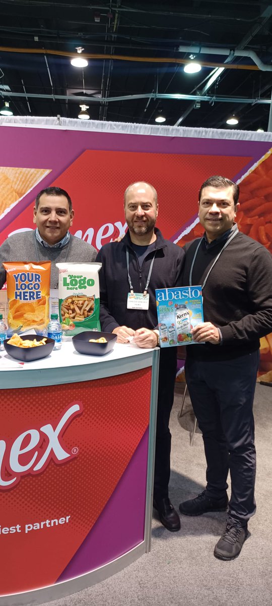 abasto's tweet photo. Un gusto saludar al equipo de Palmex en el PLMA Show
#PLMA2022 #privatelabel #marcaprivada #Chicago
@PLMA_USA https://t.co/mrWfMyMFZp