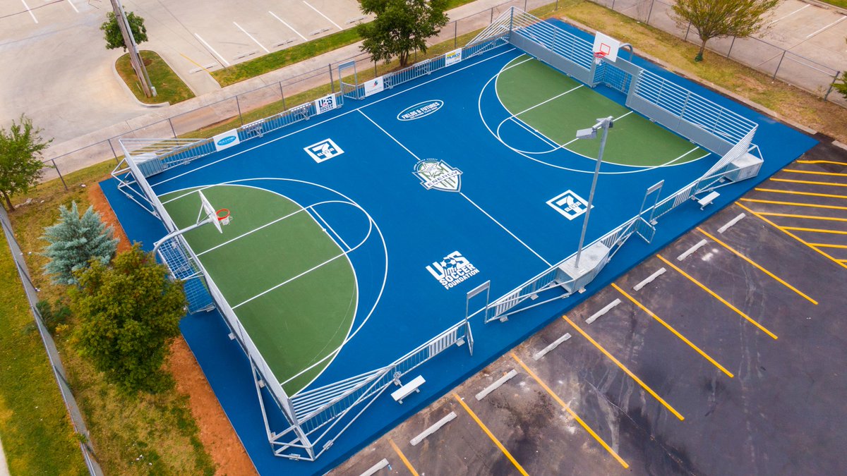 MuscoLighting's tweet image. The opportunities are endless with our multi-sport mini-pitches! In addition to soccer, you can also include basketball, pickleball, or tennis. Learn how you can bring more opportunities to play to your neighborhood: musco.com/mini-pitch/.