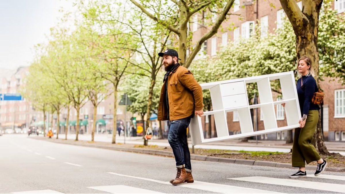 Opnieuw duurzaam tegengeluid IKEA tijdens Black Friday

IKEA roept klanten ook dit jaar weer op om hun oude IKEA meubels in te ruilen tijdens ‘Bring Back Friday’. 

interieurinspiratie.nl/bring-back-fri…