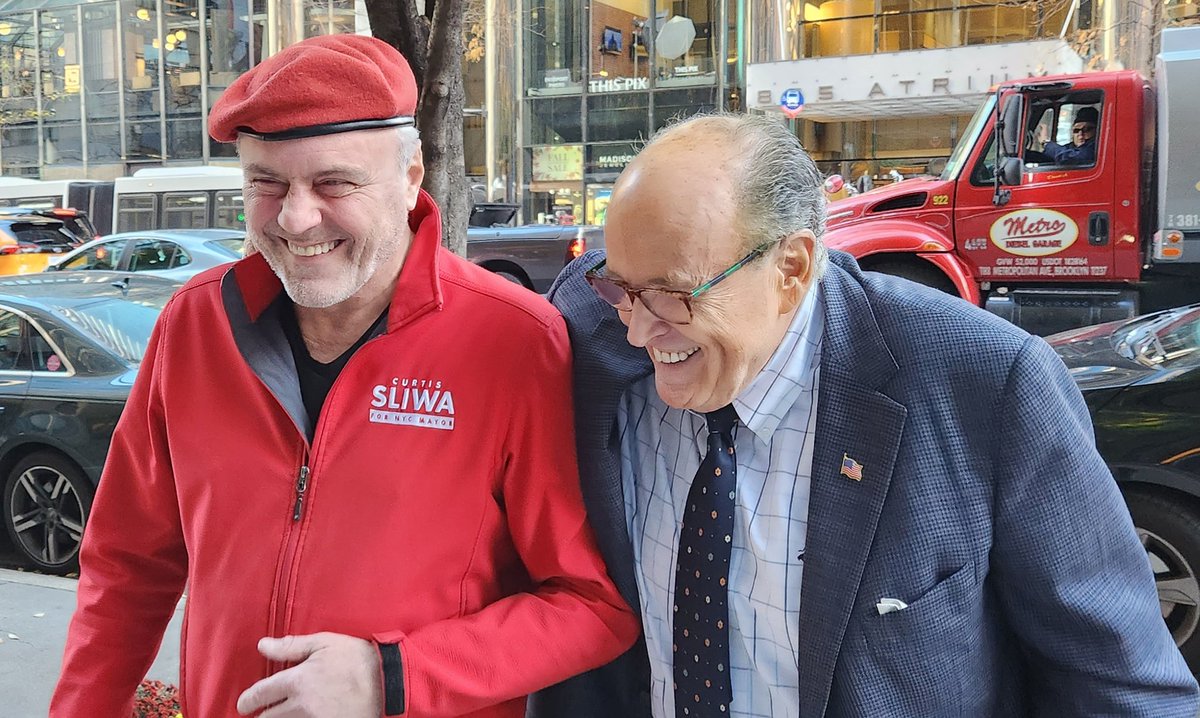 RudyGiuliani's tweet photo. When @CurtisSliwa heard we may have some protests outside our office, he was on site in a matter of seconds.

No protest ever materialized... was it a false alarm or were they just afraid of Curtis?

Don't let the smile fool you, Curtis is one of the TOUGHEST New Yorkers around! https://t.co/uRD11c7G8B