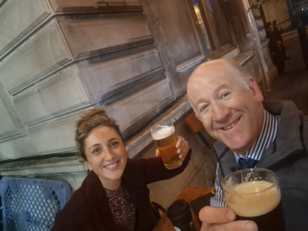 First <a href="/NuffieldFarming/">Nuffield Farming</a> catch up with <a href="/clovermad/">Tim Downes</a> after <a href="/TrehaneTrust/">The Trehane Trust</a> meeting… pint was obviously worth missing my train 🤦🏼‍♀️#beerwon #mostexpensivepintever #worthit #teamdairy