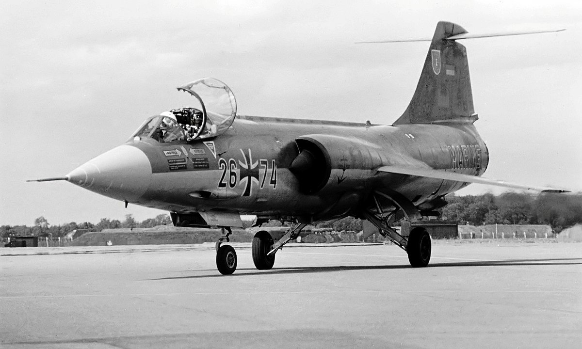 Shaun Connor (@av698) on Twitter photo West German Navy Lockheed F-104G Starfighter 2674 from MFG 2 at Alconbury in July 1985.
<a href="/CdrDeuNavalAir/">FlyNavy1</a> @marinefliegarDE <a href="/LockheedMartin/">Lockheed Martin</a> <a href="/AvHistorian/">TheAviationHistorian π¬π§ πΊπ¦</a> @coldwaraircraft #Marineflieger #aviationphotography #F104 #Starfighter West German Navy Lockheed F-104G Starfighter 2674 from MFG 2 at Alconbury in July 1985.
<a href="/CdrDeuNavalAir/">FlyNavy1</a> @marinefliegarDE <a href="/LockheedMartin/">Lockheed Martin</a> <a href="/AvHistorian/">TheAviationHistorian π¬π§ πΊπ¦</a> @coldwaraircraft #Marineflieger #aviationphotography #F104 #Starfighter