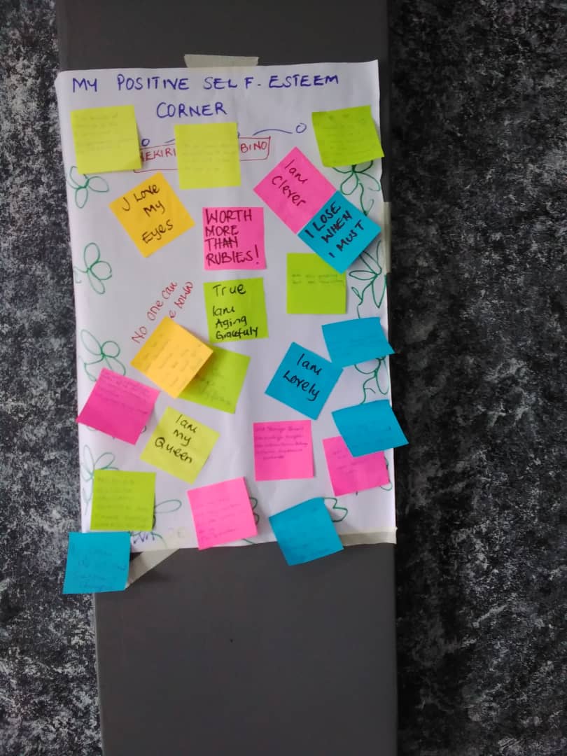 SeekGsp's tweet photo. Tele-Support Psychotherapy (TSP) trainees take part in development of self-care strategies.Positive self-talk, self-esteem and gratitude corners.
#TSPtraining
#selfcare
@RocketHealthUG
@Makerere
@MinofHealthUG
@UNAIDS
@USAID https://t.co/t475OVAAhb