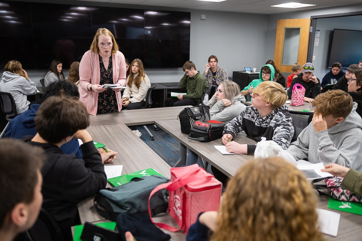 SUNYCantonNews's tweet photo. It was nice to meet a great group of students from Morristown Central School today! Our visitors checked out projects in the Auto Lab, saw the Esports Arena, and spent a little time solving crimes in Dana Hall. https://t.co/yUbs41ovOy