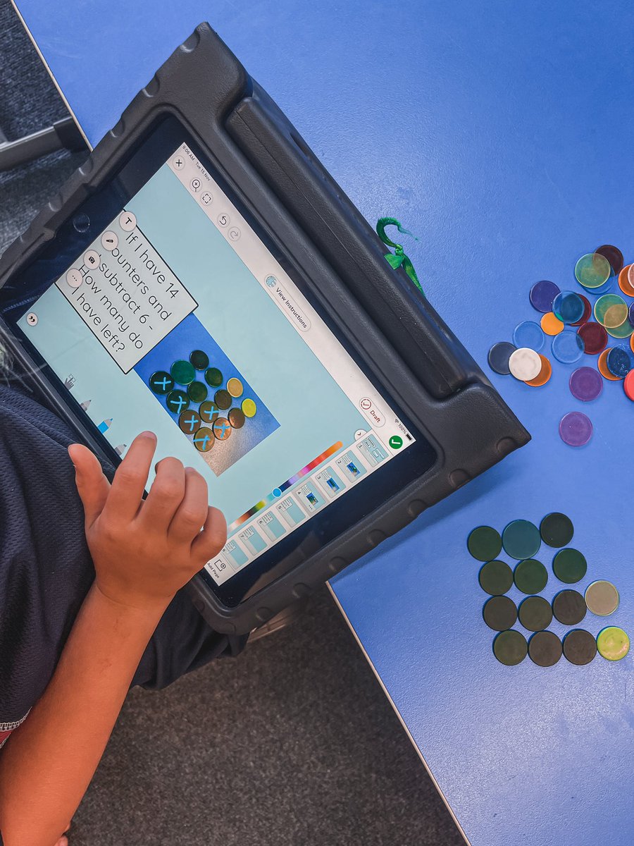 Seesaw and materials merge themselves beautifully to allow for hands on maths learning for our New Entrant learners. The connection then made with home allows for the learning to keep going. The partnership is really strong. <a href="/Seesaw/">Seesaw</a> #everyonecancreate #Appleeduchat <a href="/AppleEdu/">Apple Education</a>