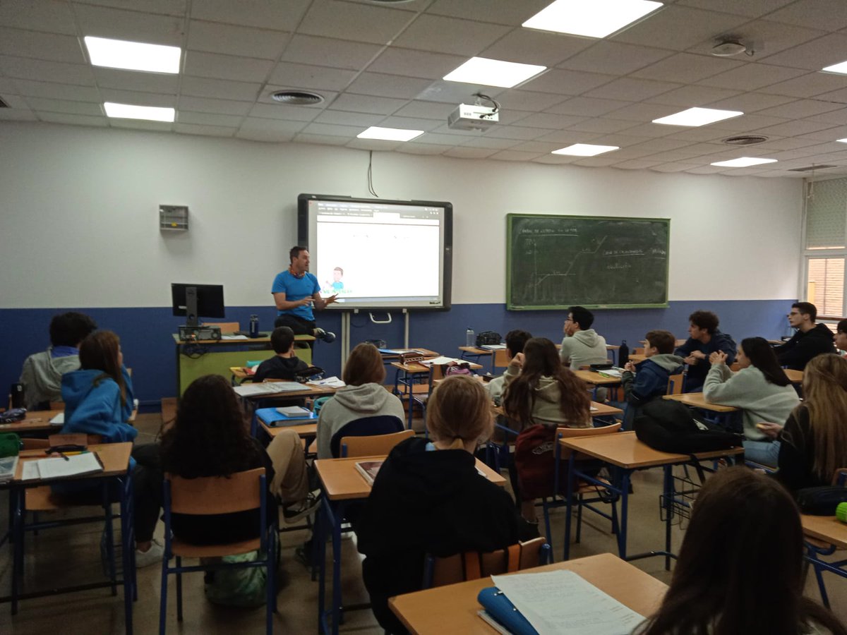 Monólogos Científicos "Cuestión de Ciencia 4.0"
#SomosMurillo #Concursos 
iesmurillo.com/monologos-cien…