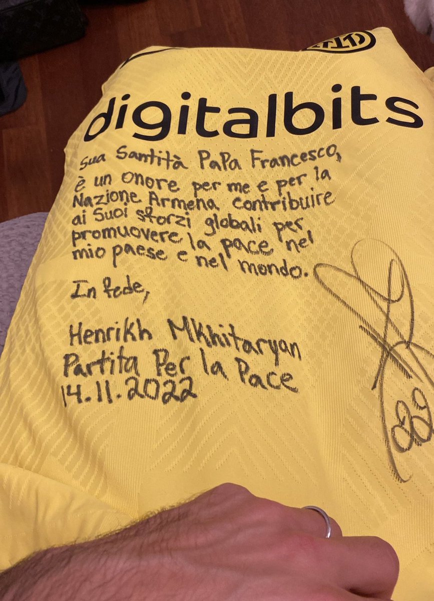 It was an honor for me to meet His Holiness Pope Francis, and to contribute, together with world renown players, to his global effort in promoting peace in the world. 

Match for Peace, 14 November 2022 #WePlayForPeace 
<a href="/Weplayforpeace2/">Weplayforpeace</a> @InfoScholas 
<a href="/Pontifex/">Pope Leo XIV</a>