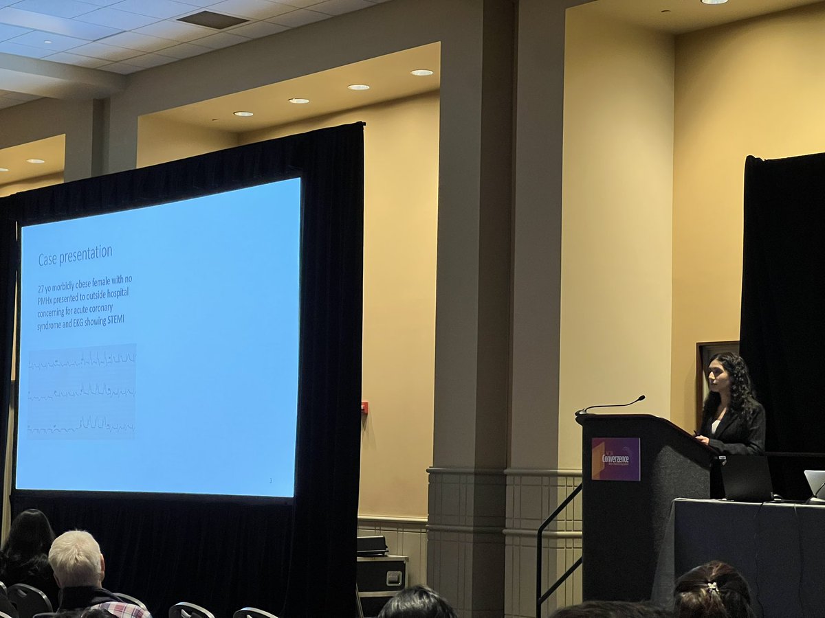 So proud of my former intern, Dr. Yvette Farran presenting a wonderful case <a href="/ACRheum/">American College of Rheumatology</a> Thieve’s Market! #ACR22