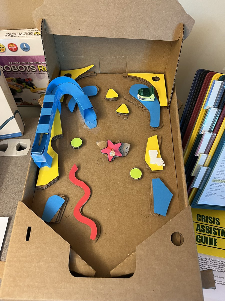 GiftedTawk's tweet photo. Thank you, Ben Matchstick from @PinBox3000 @cardboardteck for inspiring my fourth grade pinball engineers. When students are having fun, they are more likely to take risks. #LaughingwhileLearning https://t.co/xPjgOxHew1