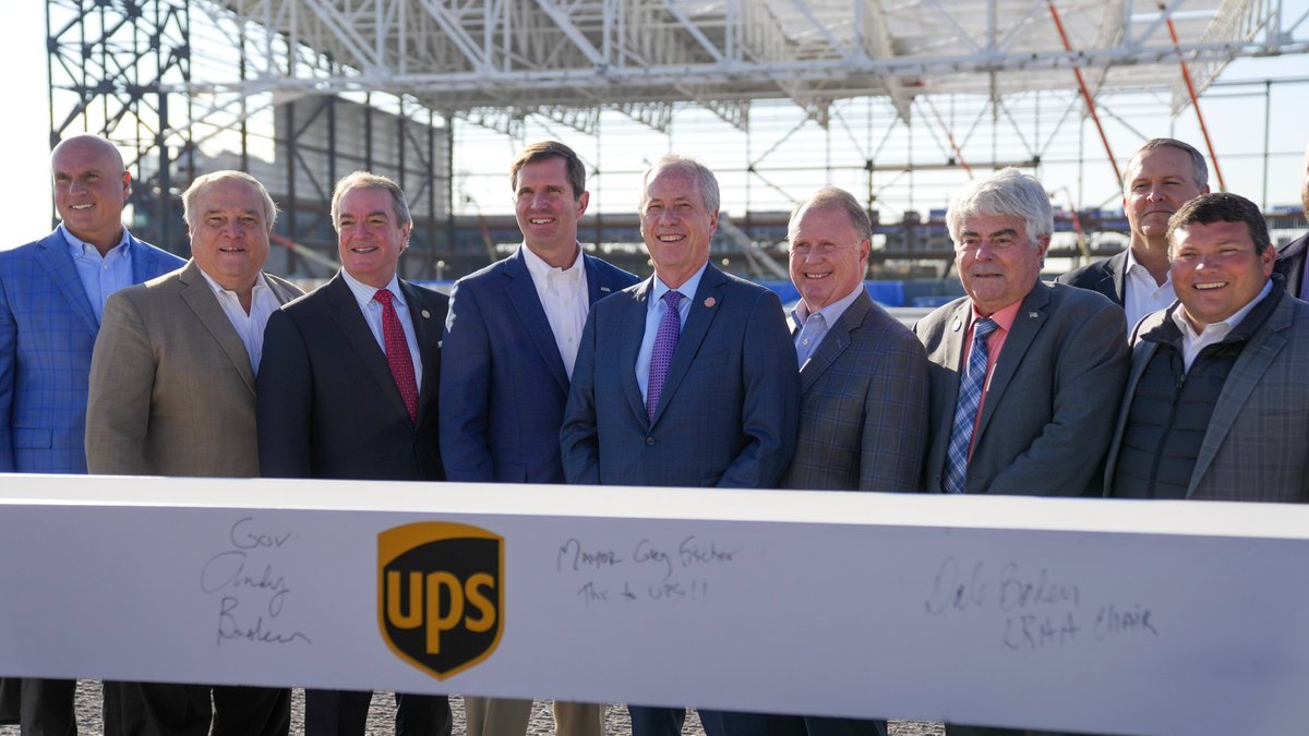 Today at <a href="/UPS/">UPS</a> we celebrated the company's ongoing investment in Kentucky, with over $300 million in investment announced today that will create 400 jobs. UPS is not only growing, but their investments in Louisville are moving our state and our people forward.