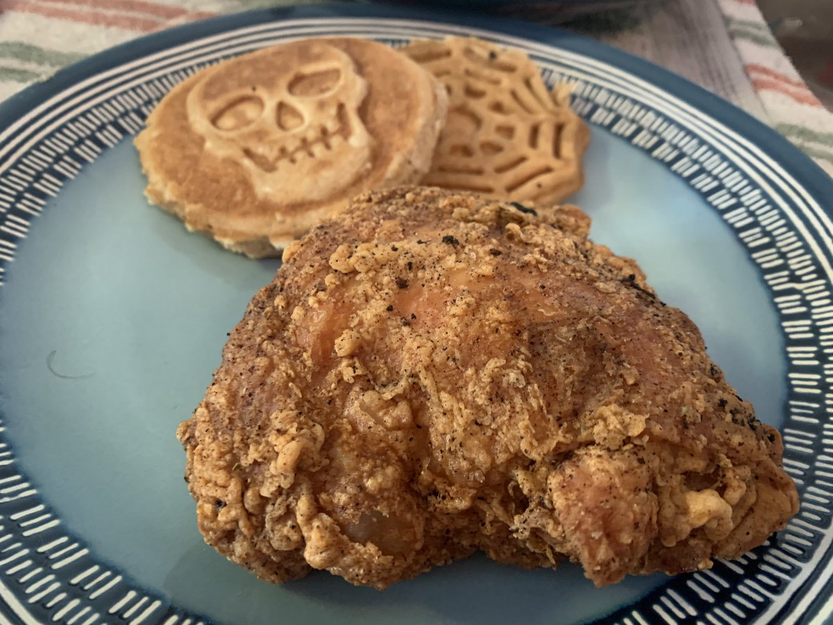 philbuni's tweet photo. I quit twitter, save minor scrolling on the toilet and looking at adult models. Here’s some food i made recently. See@you all in ten years? https://t.co/uH1RKa9TMV