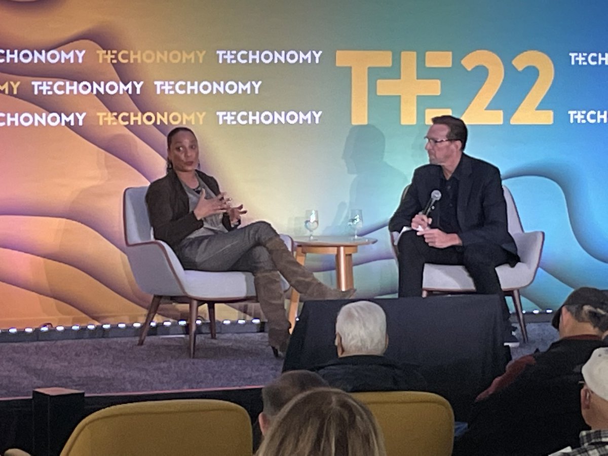 SuzKP's tweet image. .@TechTekedra took the stage @techonomy earlier today to share @Waymo ‘s latest progress as we serve riders in SF &amp;amp; Phoenix. Thanks for the opportunity, @DavidKirkpatric ! #techonomy22