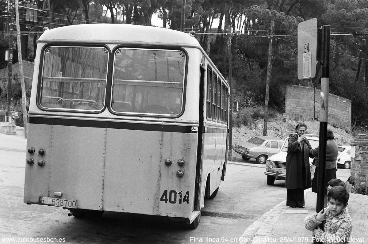 AutobusesBCN's tweet photo. Próximamente tendremos un #BusBarri en la zona del Mercat de Galvany. Pero las primeras ideas de poner una línea allí son de 1968: cuando llegaron los primeros microbuses a @TMB_Barcelona y se preveyó crear la linea Av. General Goded (actual Pau Casals) - Hospital de Sant Pau https://t.co/sWoPX91fRS