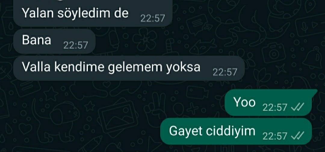 w1leylaa's tweet photo. Arkadaşlarimin sevmediği çocukla manita olduk diye istila altindayim suan .. https://t.co/CW5oGAUvHZ