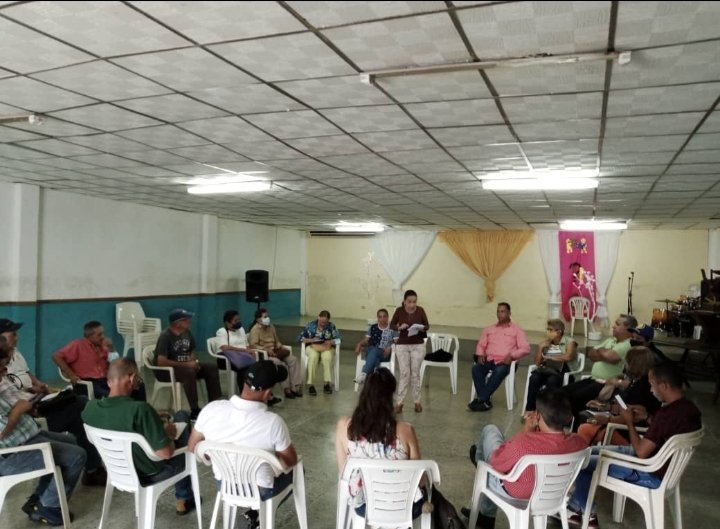sandraalfaro's tweet photo. #14Nov22 #SandraAlfaro Hoy realizamos la reunión ordinaria del CES #Monagas @ADemocratica #EnResistencia en ella evaluamos las actividades realizadas 11 y 12 en la #RutaDeLaProsperidAD de nuestro candidato @prospericarlos
También planificamos la programación de los próximos días. https://t.co/TsRBcD4eOR