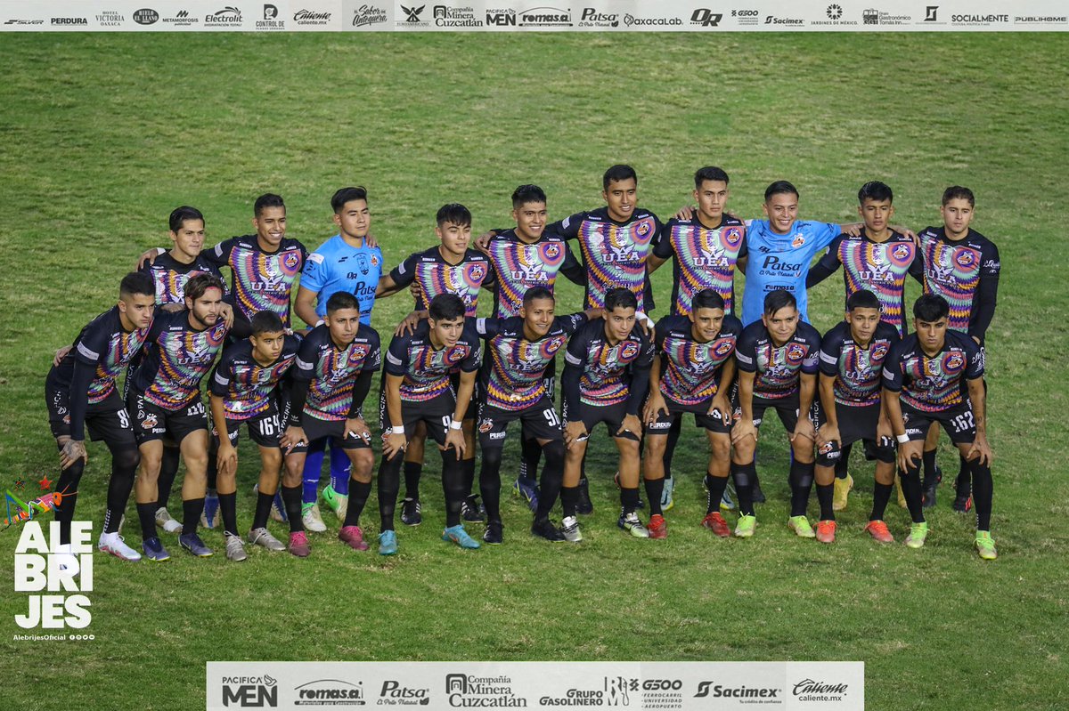 AlebrijesOaxaca's tweet photo. 👏🏼👊🏼| Sabemos que este es el camino de nuestros jóvenes #Alebrijes🦗, y lo volveremos a intentar hasta lograrlo 🏆

#AlebrijesEsOaxaca💚🖤🧡 
#Alebrijes🦗 https://t.co/qDbLESP5xh