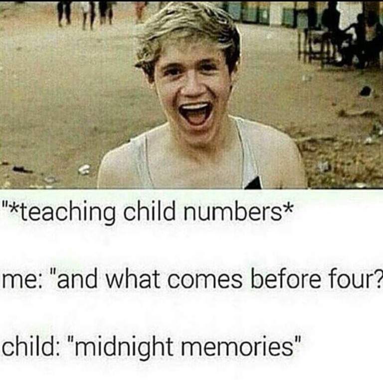 Anna95283964's tweet photo. PAMIĘTAJCIE O AMA’S NA KOŃCU I 22 GŁOSY NA JEDNO KONTO NA DZIEŃ SĄ LICZONE, DAJEMY DIRECTIONERS !

I'm voting for #OneDirection "Story Of My Life" (2013) for #AMAsFanFavorite       at the #AMAs https://t.co/EhMjQzfoKn