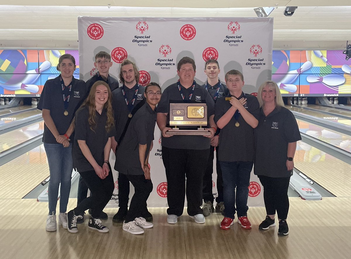 ADButlerOW's tweet photo. ‼️BREAKING NEWS‼️

The Olathe West Unified Bowling Team are the STATE RUNNER-UPS!  The Owls are bringing some hardware back to The Dub!  #owlpower @OWUnifiedBwling @OWNovacekOWLS https://t.co/MDzlySIojl